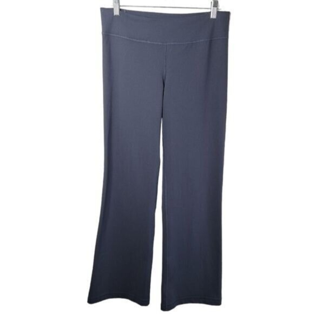 Under Armour Women's Blue‎ Grey Athletic Pants Size Is Between M/L